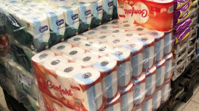 TW19-3-NovemberDecember_Page_49 Competition: Private labels retain a significant stake in retail tissue while local chain retailers compete for customers buying tissue goods.